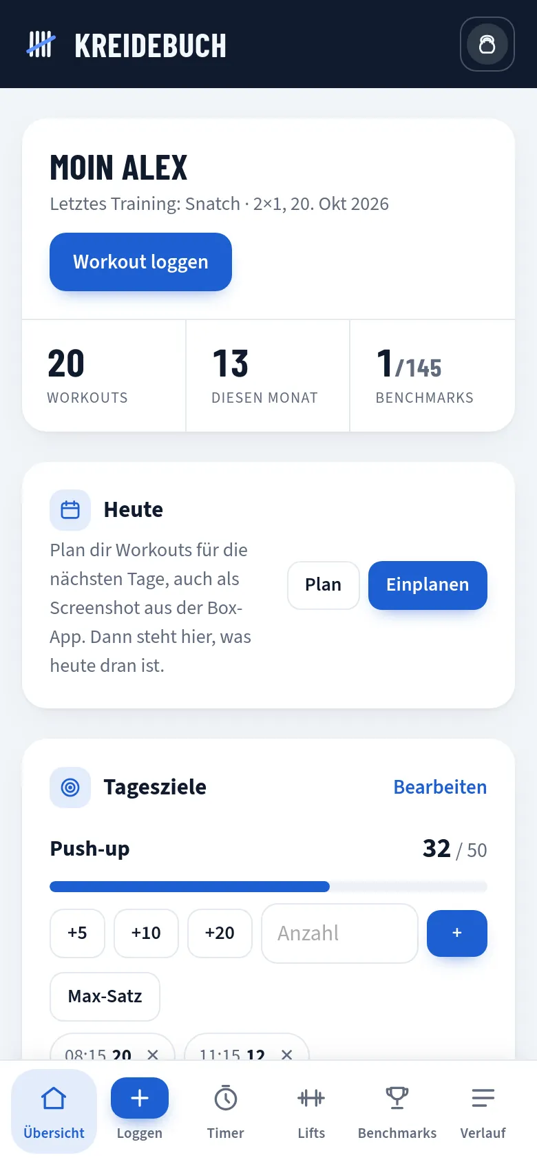 Kreidebuch-Übersicht mit Tagesziel, Wochenstreifen und letzten Workouts